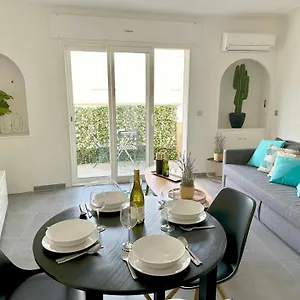 Croisette - Plages - Palais - Bord De - Moderne Et Lumineux Avec Balcon Cannes