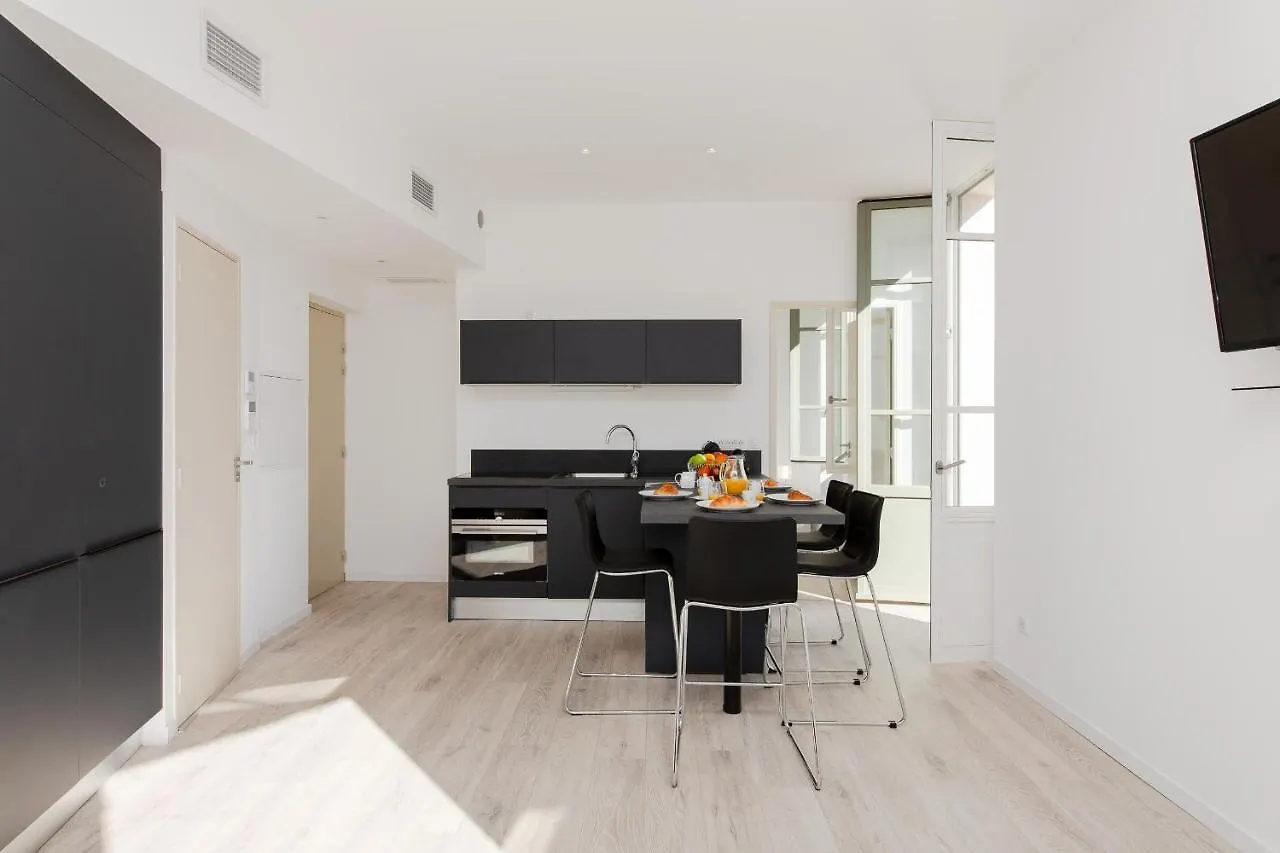 Apartment Anzur Yourhosthelper Cannes France