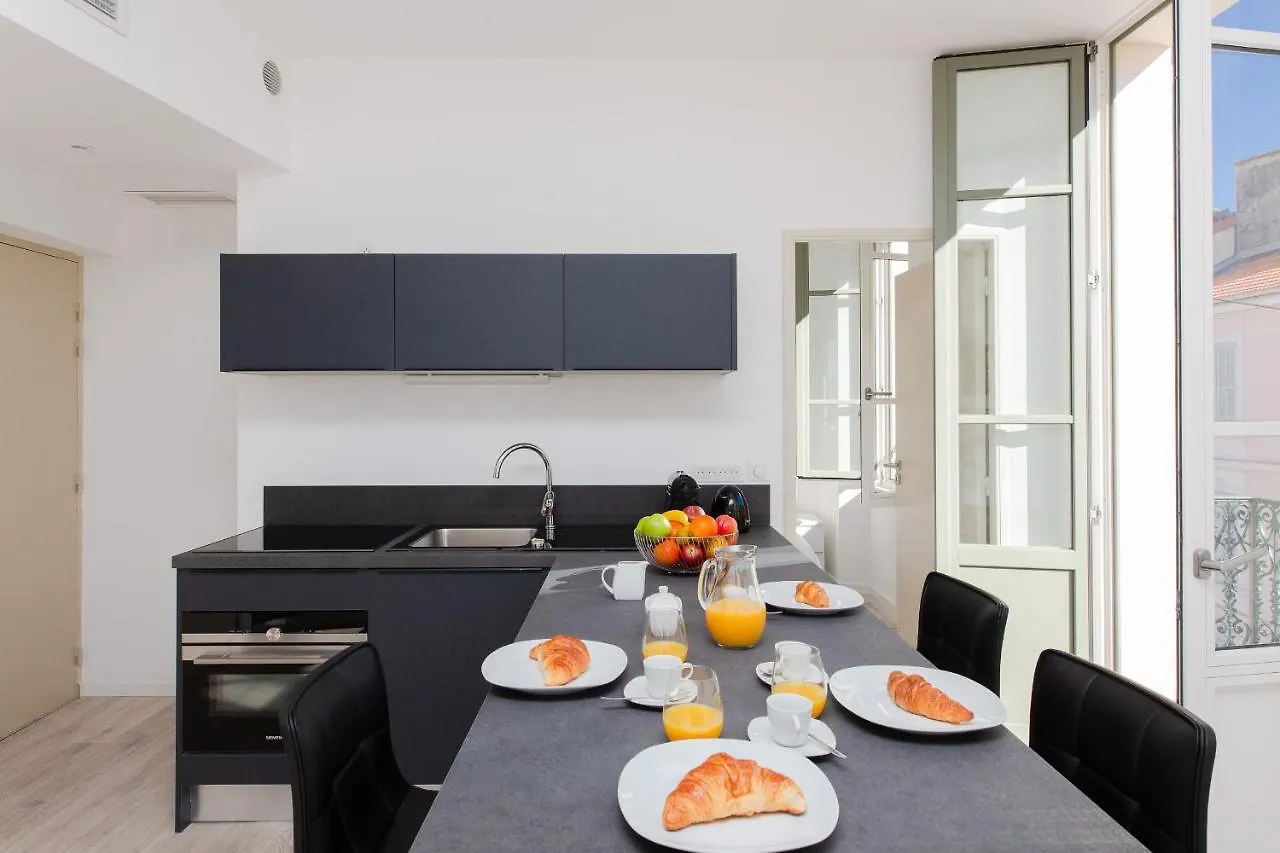 Anzur Yourhosthelper Cannes Apartment